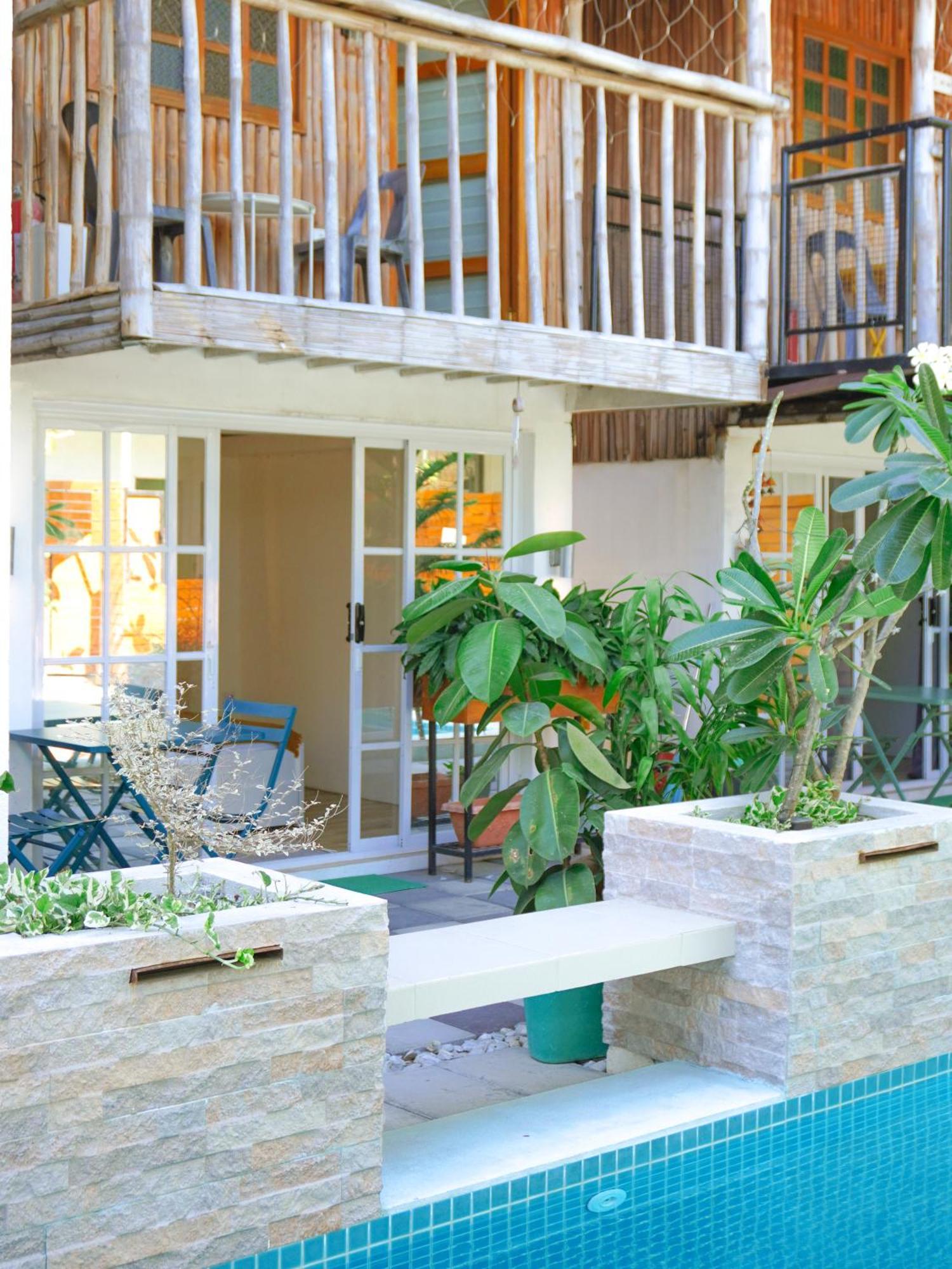 Urban Oasis Resort, Tarlac ภายนอก รูปภาพ