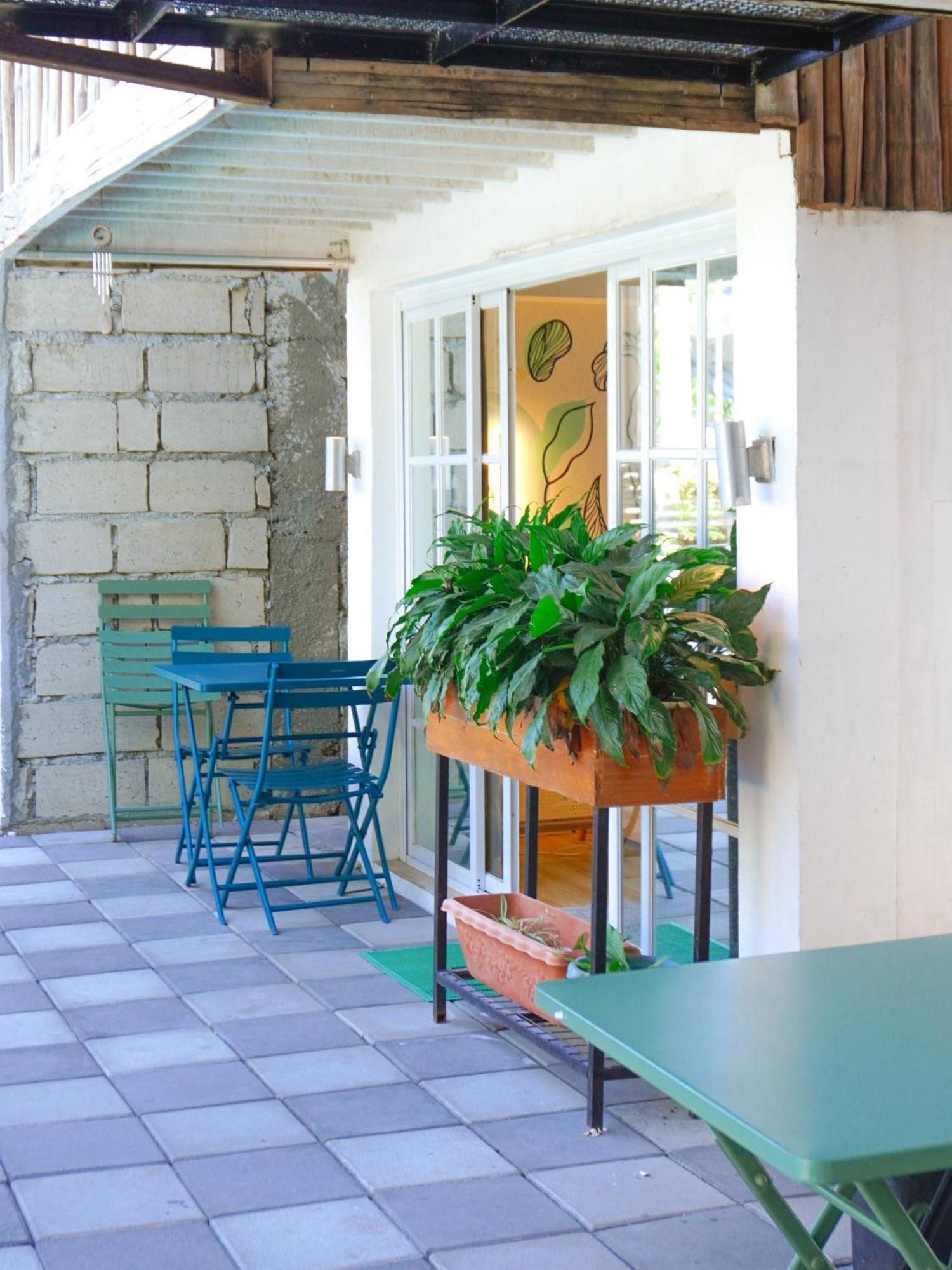 Urban Oasis Resort, Tarlac ภายนอก รูปภาพ