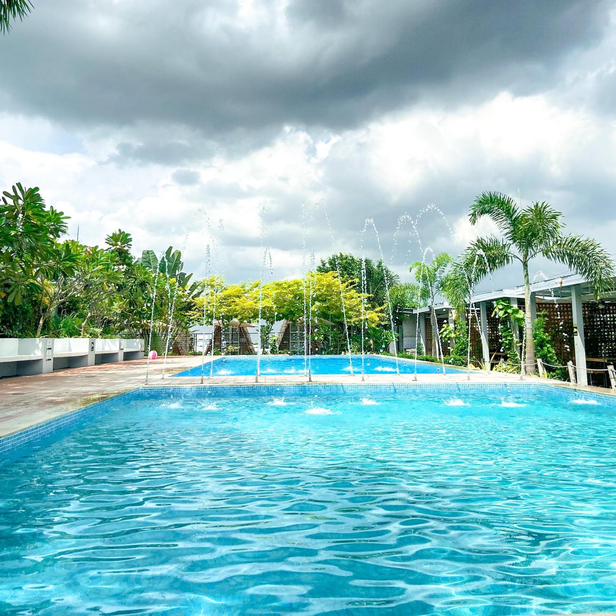 Urban Oasis Resort, Tarlac ภายนอก รูปภาพ